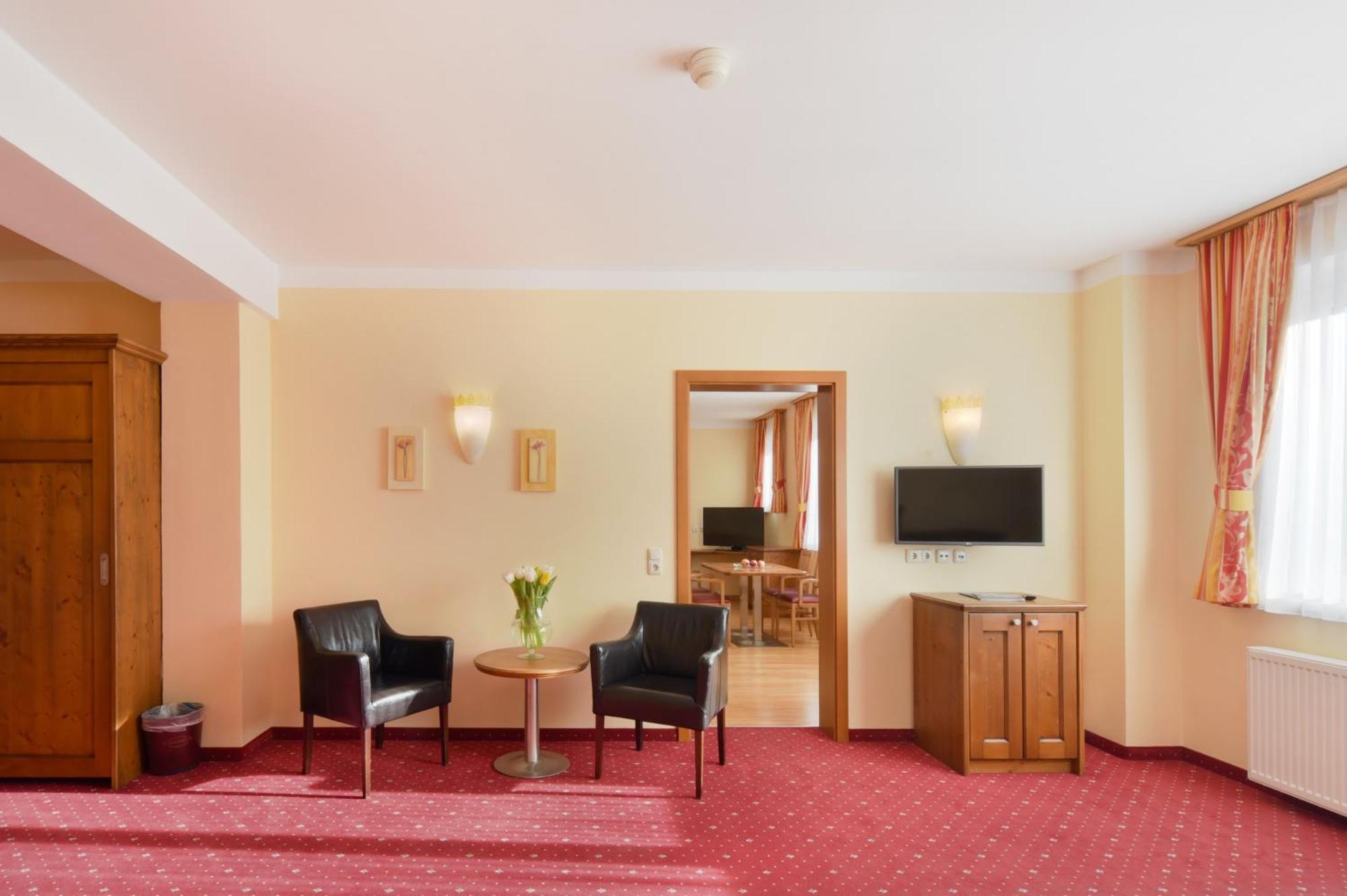 Cella Central Historic Boutique Hotel Zell am See Exterior foto